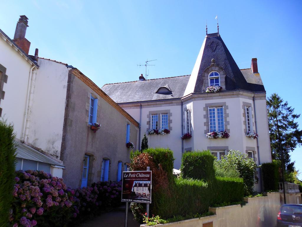 Le Petit Chateau - Tiffauges Proche Puy Dufou Exteriér fotografie